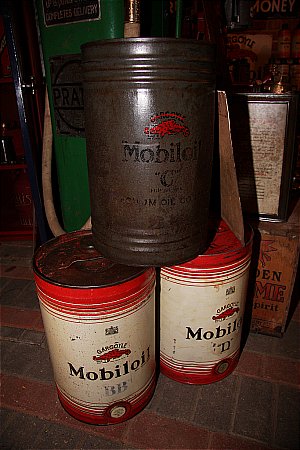 MOBIL OIL CANS C/BB/D (Set of 3) - click to enlarge